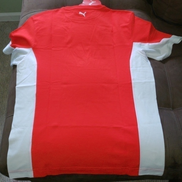 Men's Puma Ferrari t-shirt**sold out everywhere** - Picture 3 of 4
